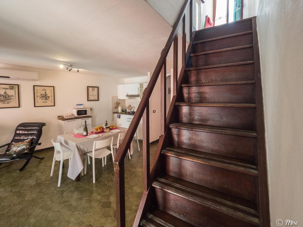 El Nin Apartment With Terrace 韦尔纳扎 外观 照片