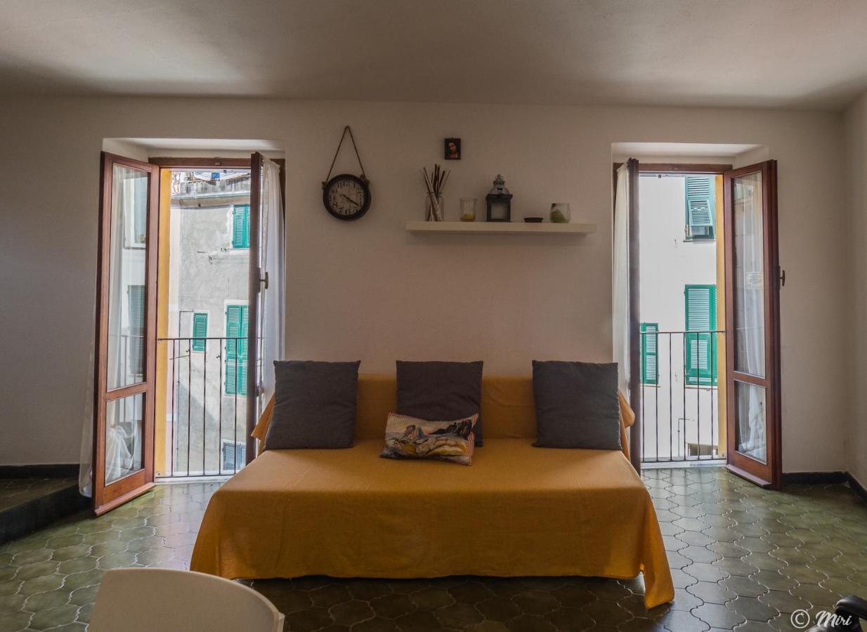 El Nin Apartment With Terrace 韦尔纳扎 外观 照片